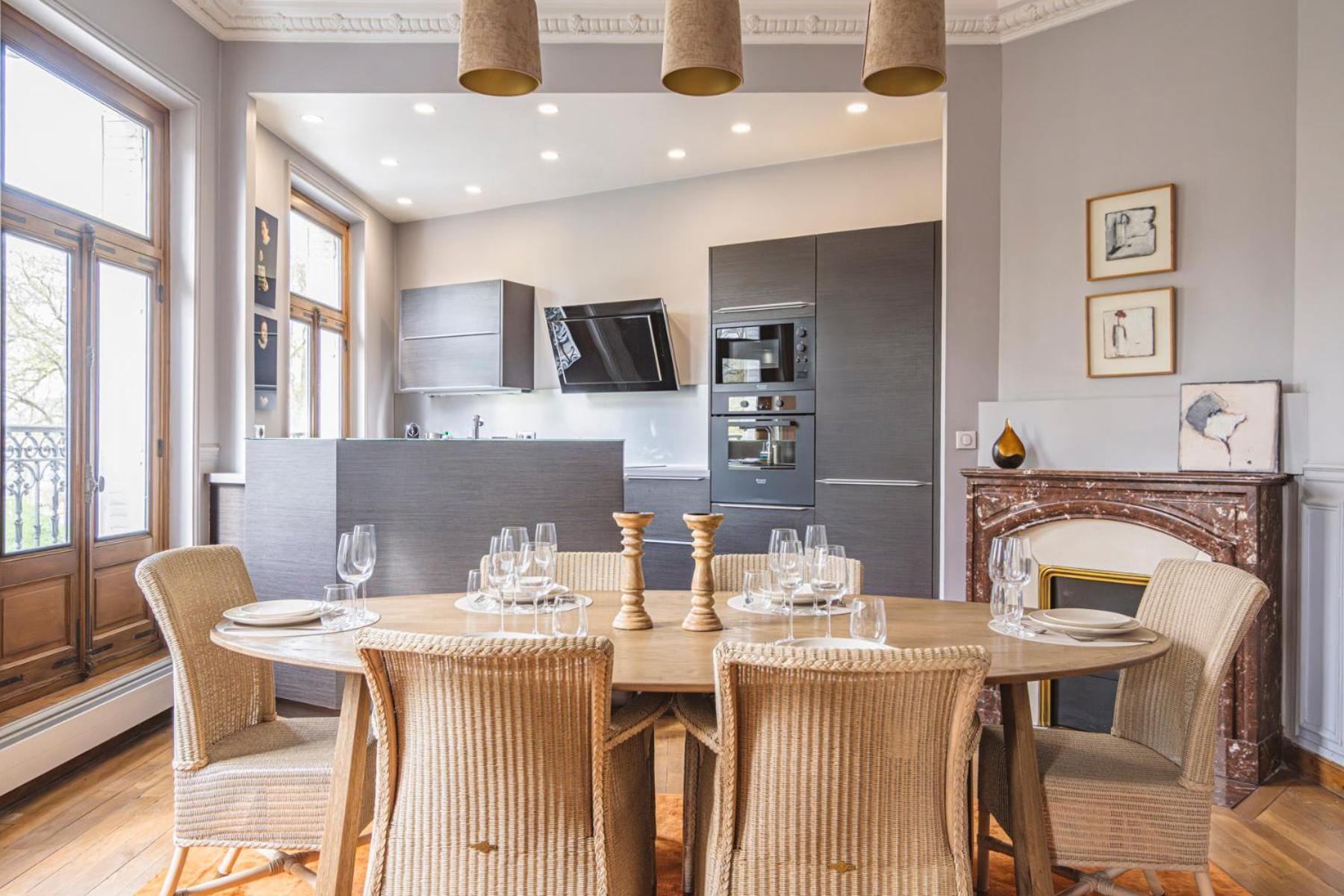 L'Elegance Vue Parc Apartman Reims Kültér fotó