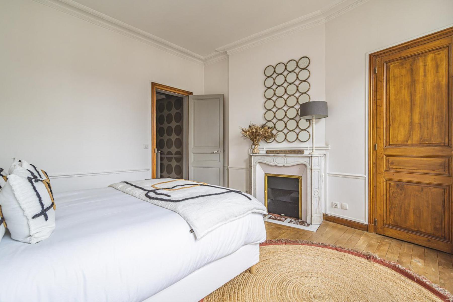 L'Elegance Vue Parc Apartman Reims Kültér fotó